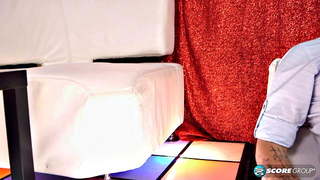 Jazlyn Summers, anal dancer