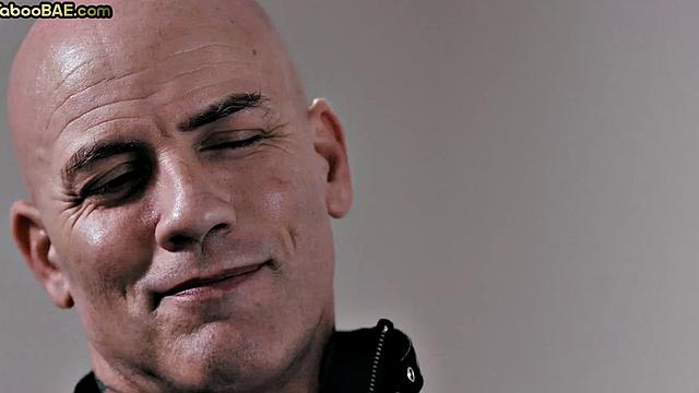 Hairy babe rammed on couch by her BF after pussyeating