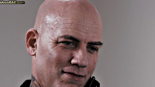 Hairy babe rammed on couch by her BF after pussyeating