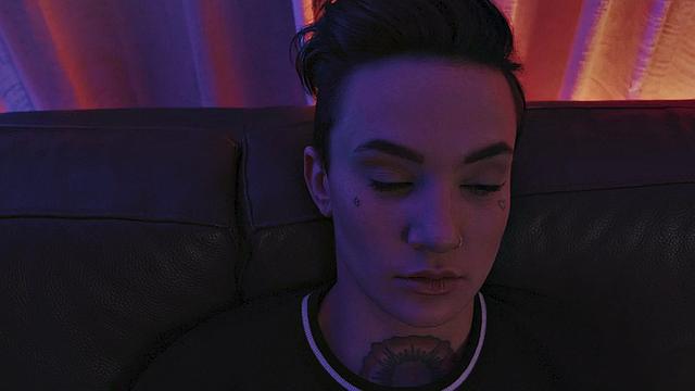 Tattooed 21yo dyke licked by curvy GF with big ass and boobs