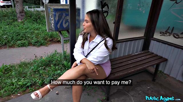 Latina Tries Sausage