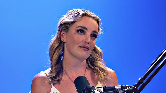 Solo masturbating girl enjoys fingering her wet shaven pussy