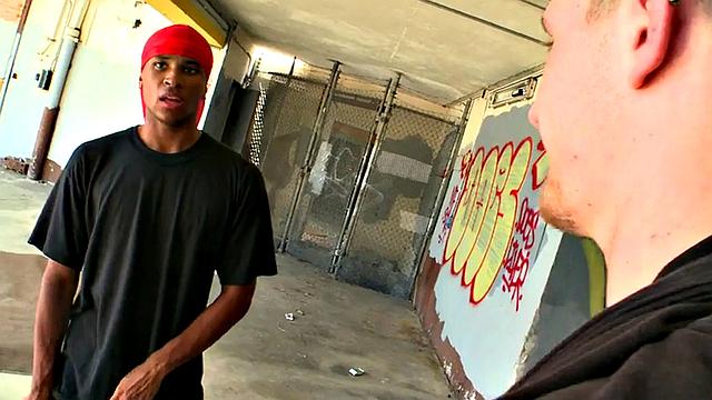 Amateur thug picked up and banged in public place