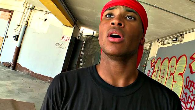 Amateur thug picked up and banged in public place