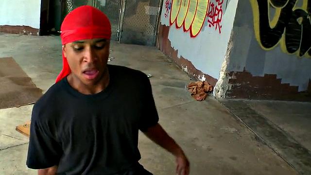 Amateur thug picked up and banged in public place