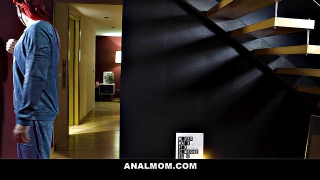 Caught Peek of Your Ass