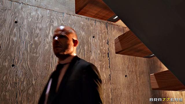 Realtor Pleases The Dominant Couple