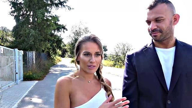 HUNT4K. Game of Three