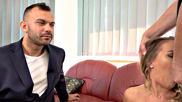 HUNT4K. Game of Three