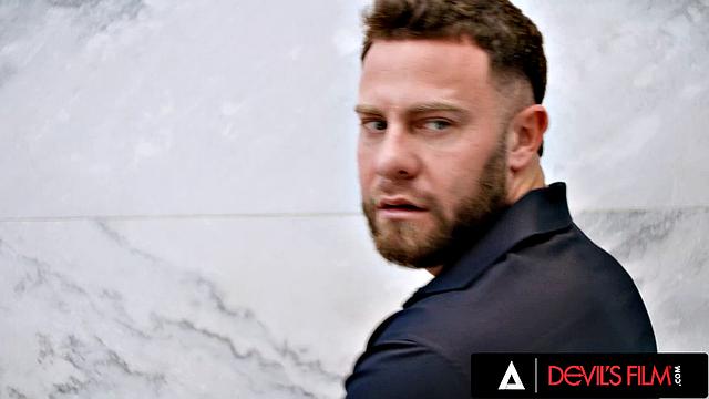 NAUGHTY BABE Lures A Man Into Hot Sex After Fap Bust