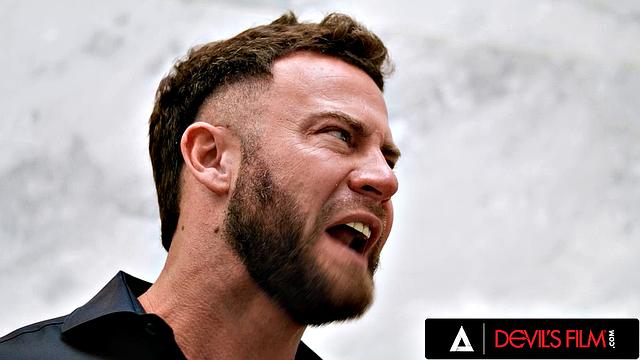 NAUGHTY BABE Lures A Man Into Hot Sex After Fap Bust