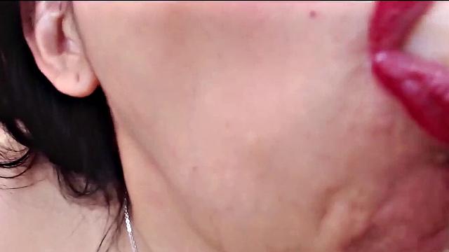 MILF Sucks Dildo