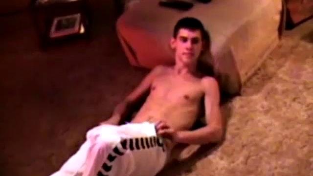 джонни так шпилит алекса, что ковер просит пощады