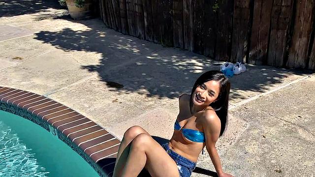 Avery Has Slobbery Skills