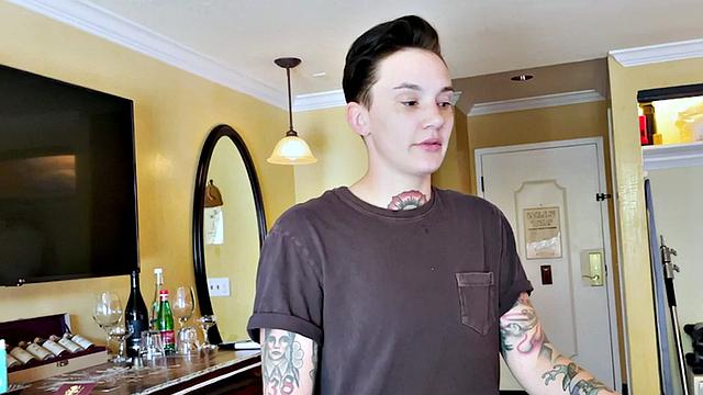 Softcore TS 21yo with babe in BTS scene