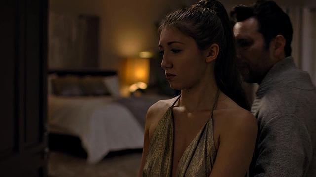 Glamour stepdaughter riding stepdad after pussylicking