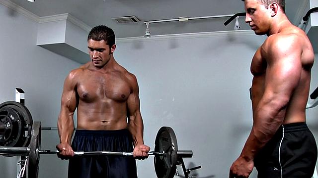 Muscled gym stud fucked in hairy asshole after sucking cock