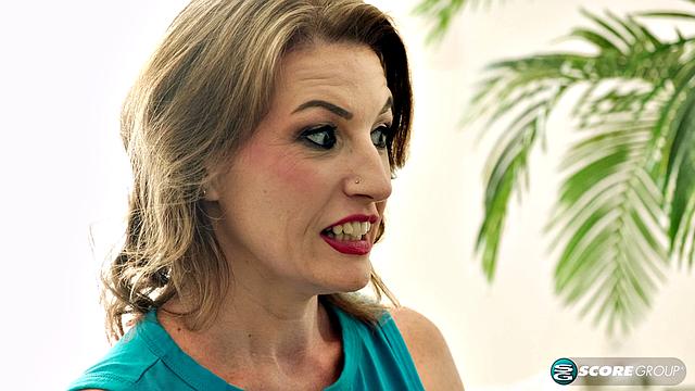 MILF delivers some prime pussy