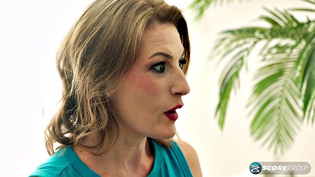 MILF delivers some prime pussy