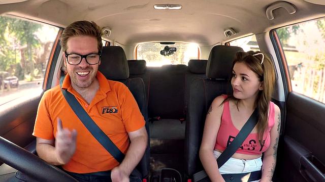 Tattoo babe publicly banged outdoor in car by driving tutor