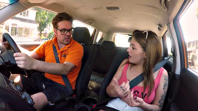 Tattoo babe publicly banged outdoor in car by driving tutor