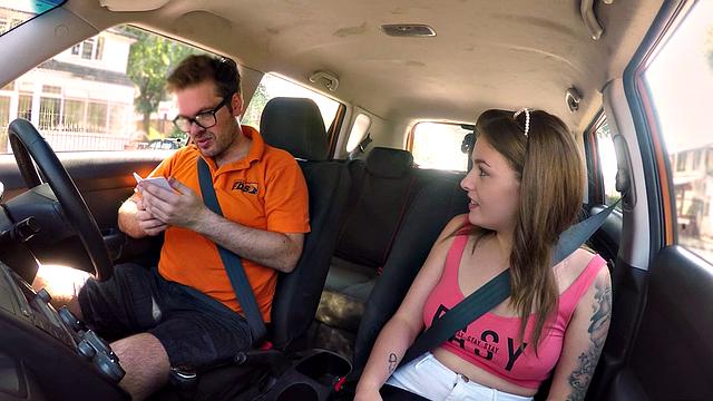 Tattoo babe publicly banged outdoor in car by driving tutor