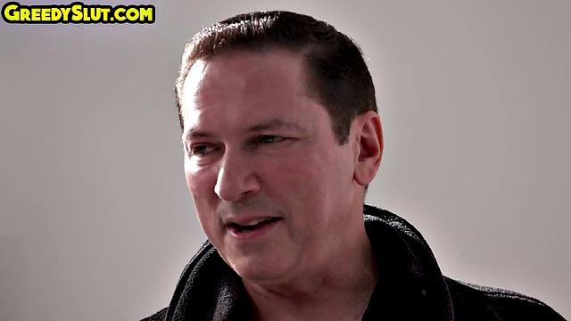 Bigass horny babe pounded anally by DILF