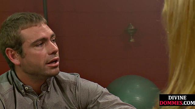 Demanding domina pegging in trio