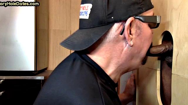 Gloryhole DILF sucks and gets fucked till cum in mouth