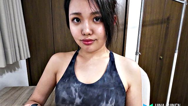 Introducing Hina Chinen: Juicy Yoga Instructor