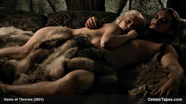 Emilia Clarke scenes