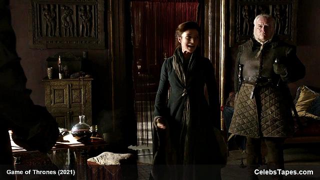 Emilia Clarke scenes