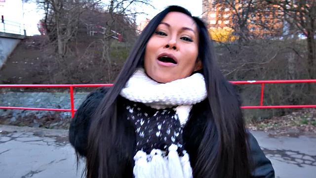 Thai babe gets drilled in the gas station toilet by a big dick