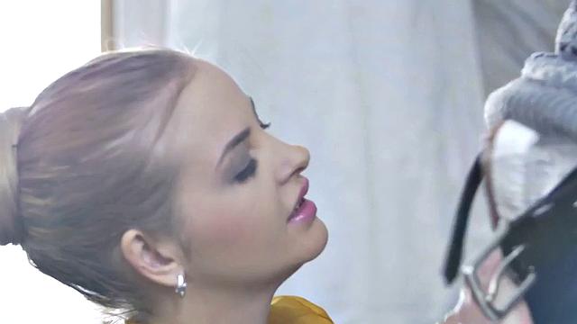 Busty secretary MILF sucks n rides nerdy colleague in toilet