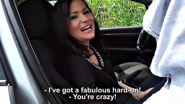 Cutie gets her pierced pussy drilled in wild cowgirl and doggystyle action