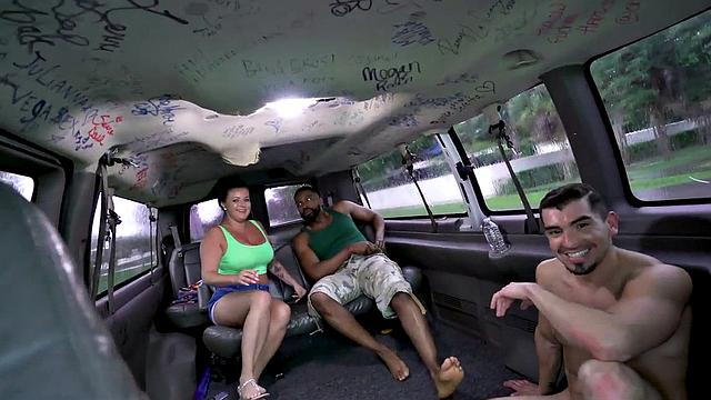 Fooled amateur str8 goes gay in van for money