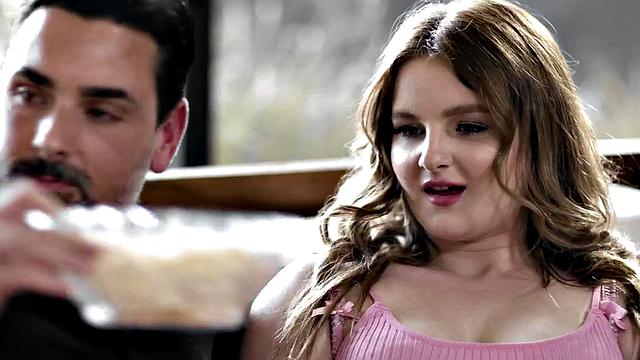 Taboo big ass stepdaughter fucked by stepdaddy