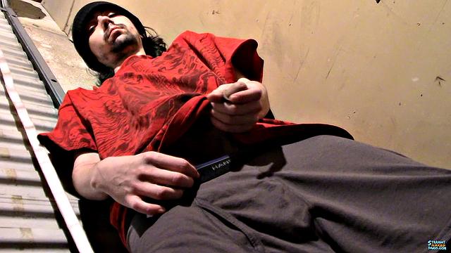 Pissing &amp;amp; Cumming With Straight Jonas - Jonas Taylor