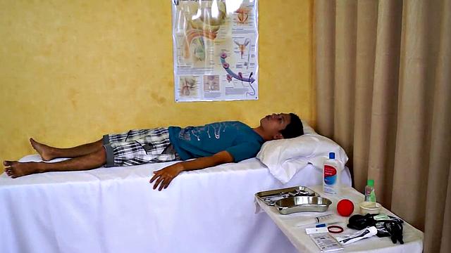Asian medic sucks twink before anal exam