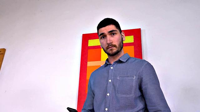 HUNT4K. Girl's idea is to be penetrated by man who can pay for the meal