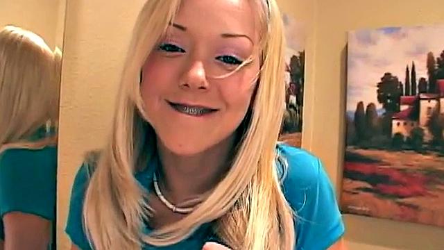 Lil lexy fingers her wet pussy