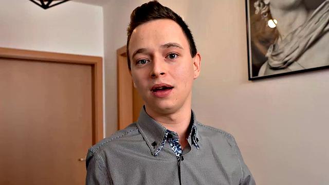 Рождественский кекс с женой друга под шум ёлок