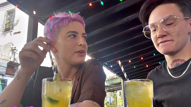 Amateur inked queer fingers pussy in homemade lez sex