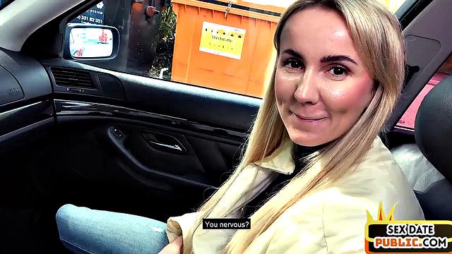 Blonde cockriding stranger