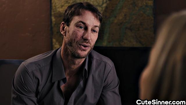 Stunning hairy babe pussysmashed