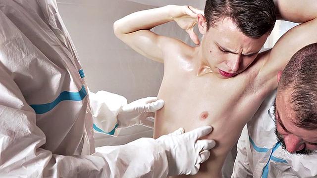 Petite bottom twink with tight asshole barebacked in 3some