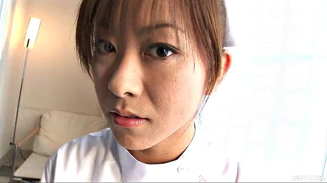 ミニスカナースの過激なオナニー