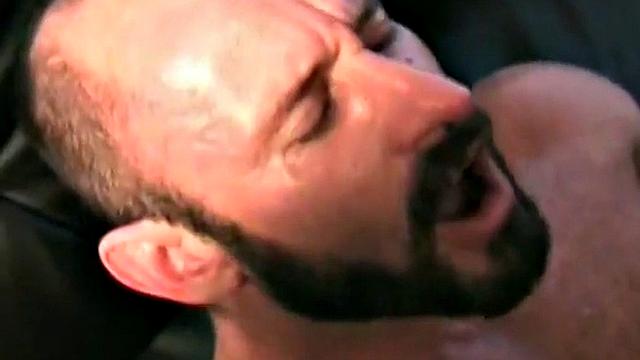 German amateur hunk barebacked by BF until facial ending
