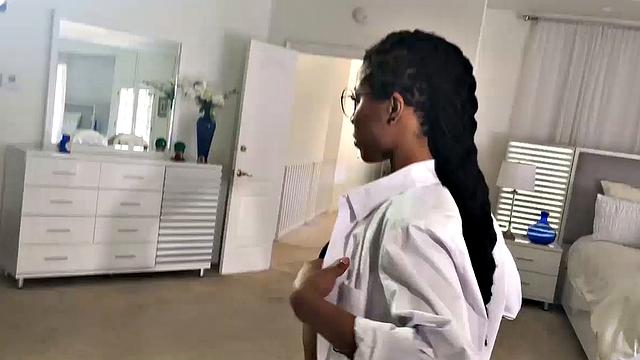 Ebony Kira Noir Talks About Herself in an Exclusive Interview