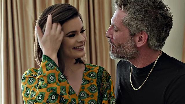 Cockhungry babe pounded in doggystyle till orgasm